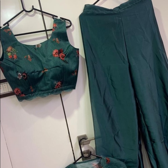 Designer green Indian dress - Picture 3 of 4